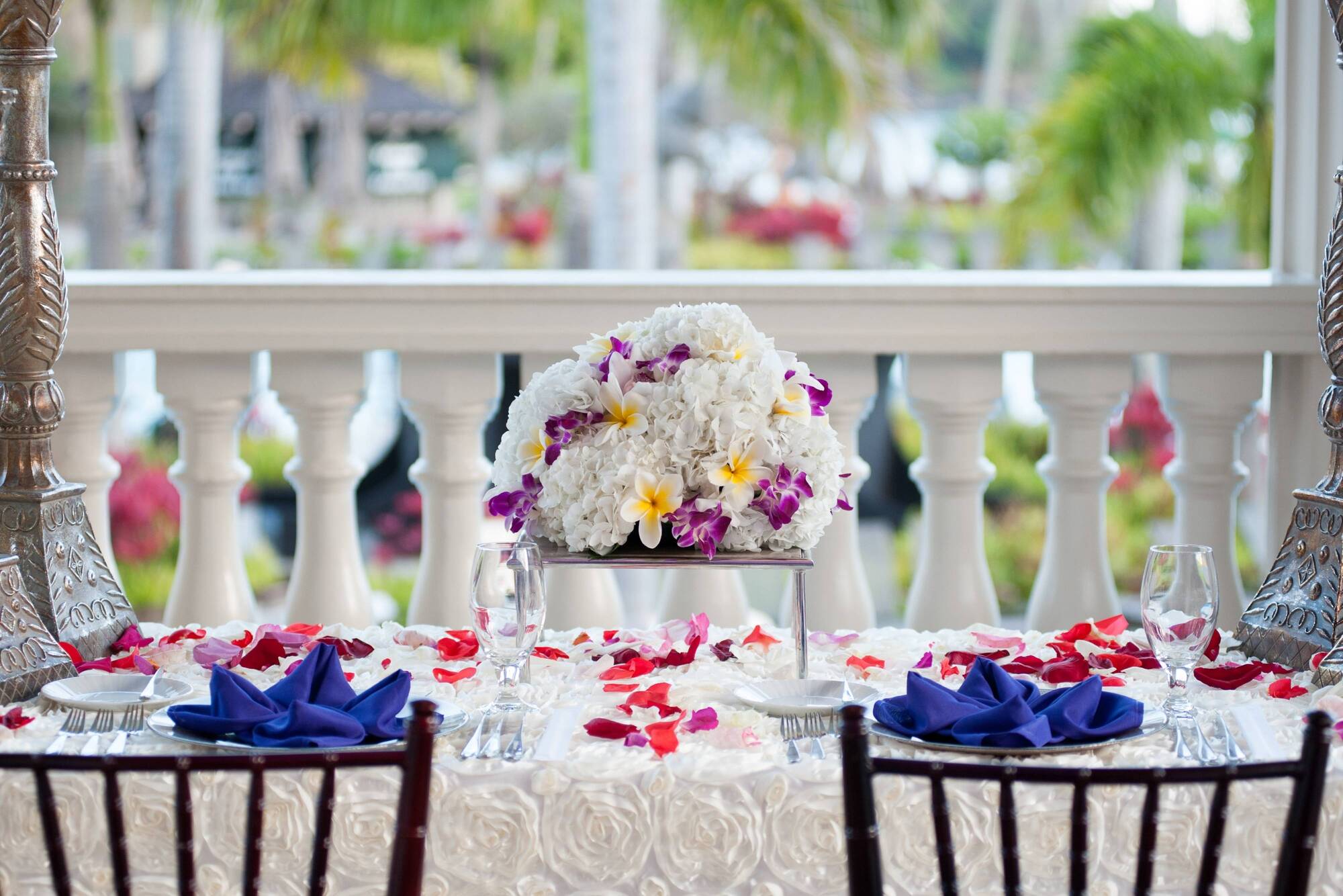 TRS_KauaiResort_Weddings_gazebo-wedding-2000x1334